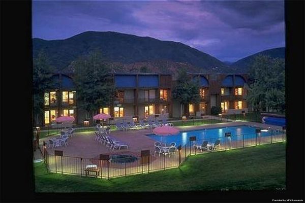Managed by ResortQuest Inn at Aspen